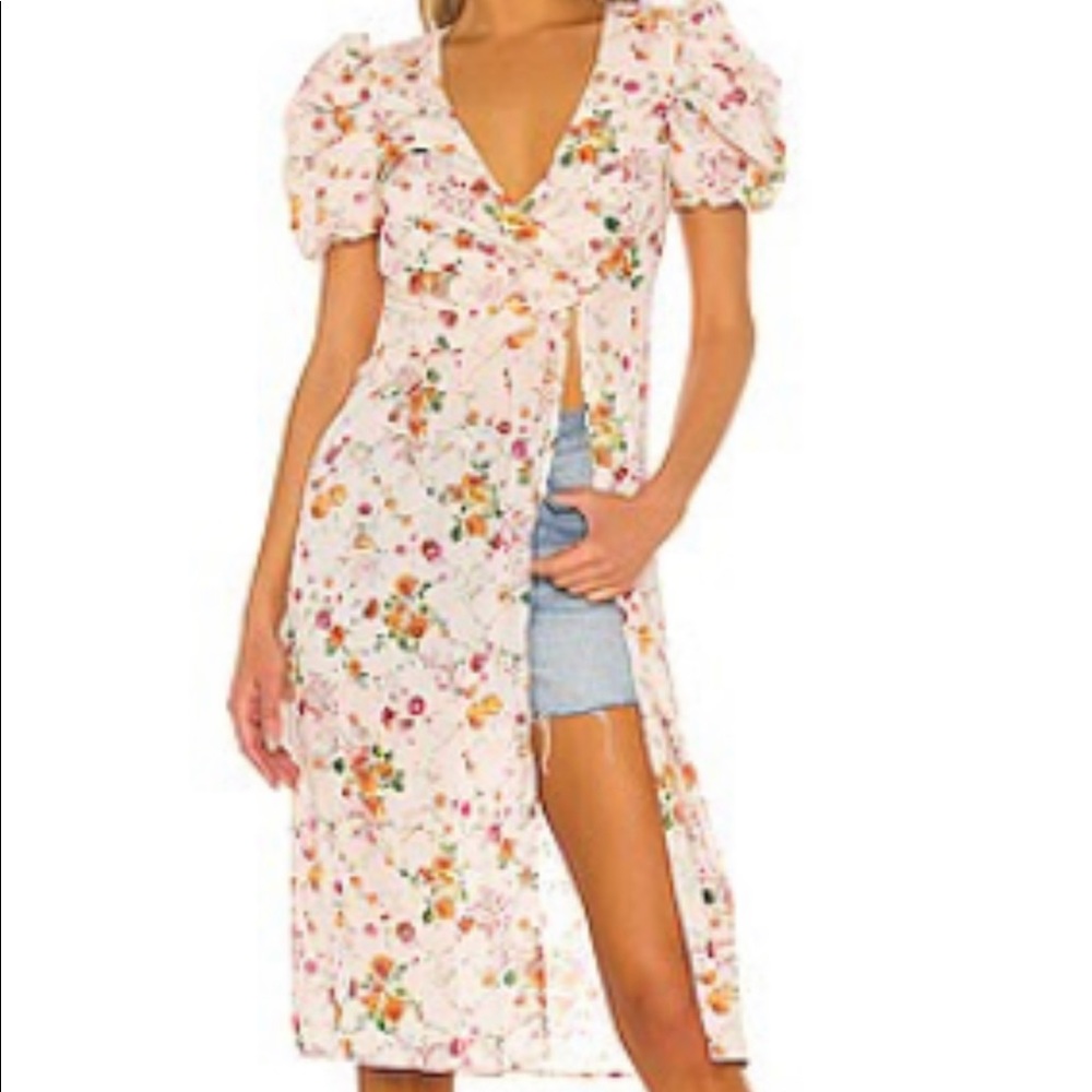 House of Harlow floral high low top with dramatic sleeves